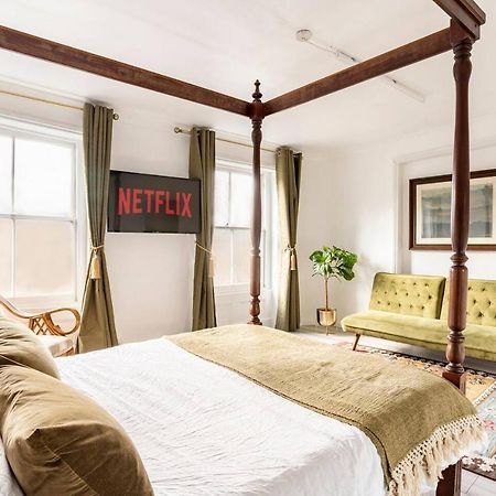 Victorian Style Apartment W/ Four-Poster Bed In Camden Town 런던 외부 사진