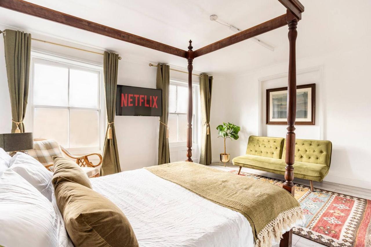 Victorian Style Apartment W/ Four-Poster Bed In Camden Town 런던 외부 사진